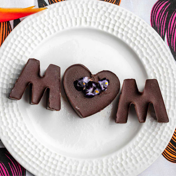 M is for Mum Silcone Tray