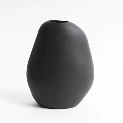 Large Harmie Vase - Joe Black